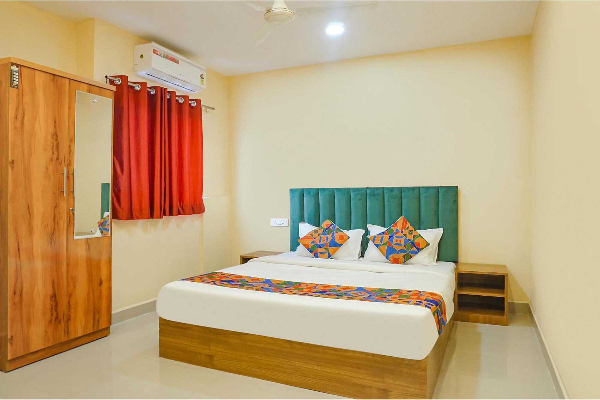 Fabhotel Falcon Inn -Behind The Dmart Baner بونة المظهر الخارجي الصورة