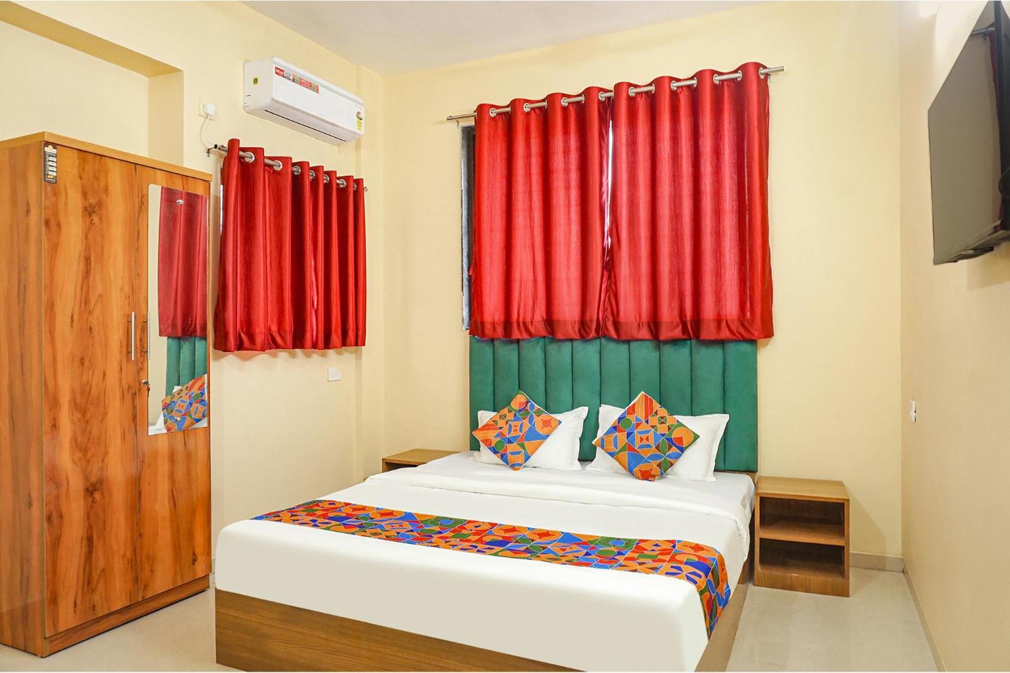 Fabhotel Falcon Inn -Behind The Dmart Baner بونة المظهر الخارجي الصورة