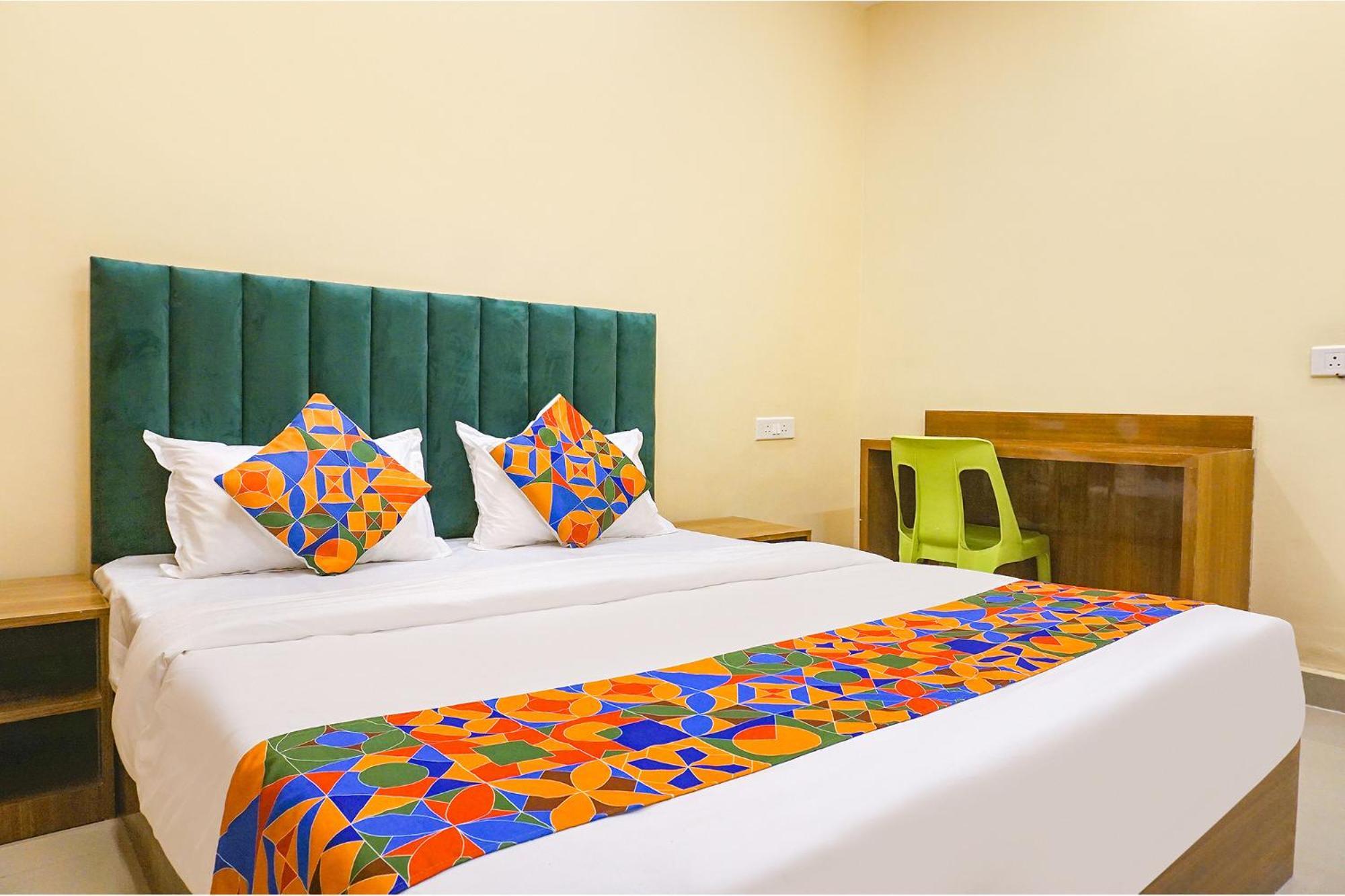 Fabhotel Falcon Inn -Behind The Dmart Baner بونة المظهر الخارجي الصورة