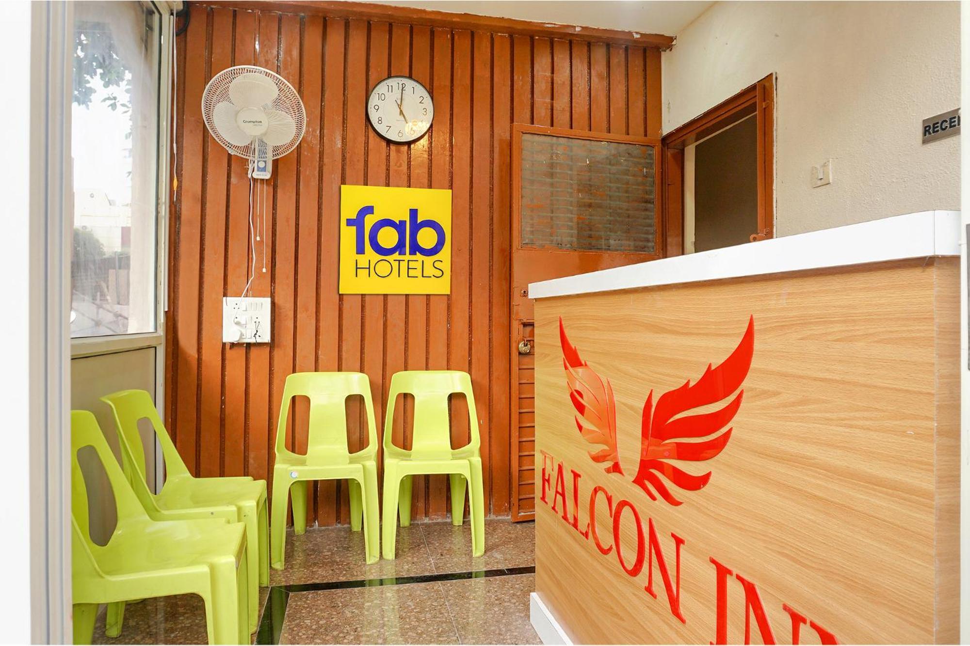 Fabhotel Falcon Inn -Behind The Dmart Baner بونة المظهر الخارجي الصورة